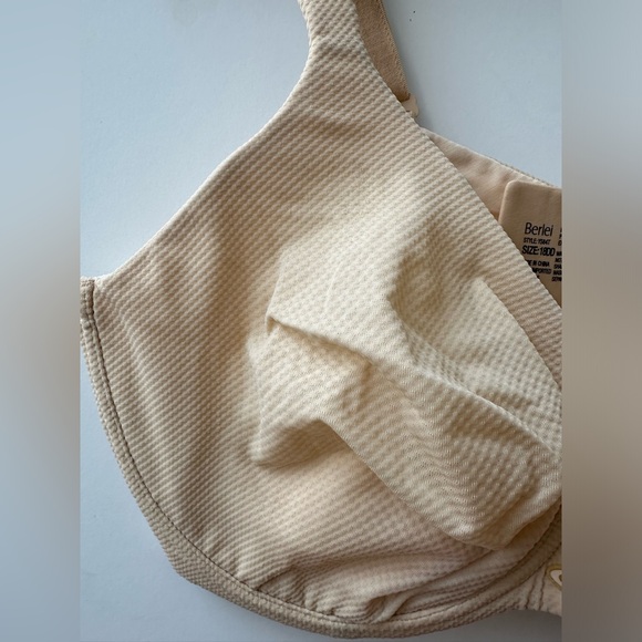 BERLEI - High Performance Underwire Non Padded Sports Bra Nude - 18DD (US 40DD) - Picture 4 of 10